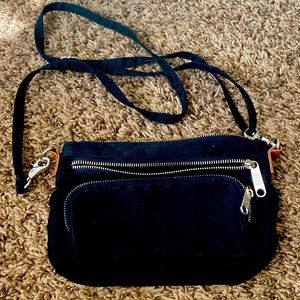 Victoria’s Secret pink crossbody bag